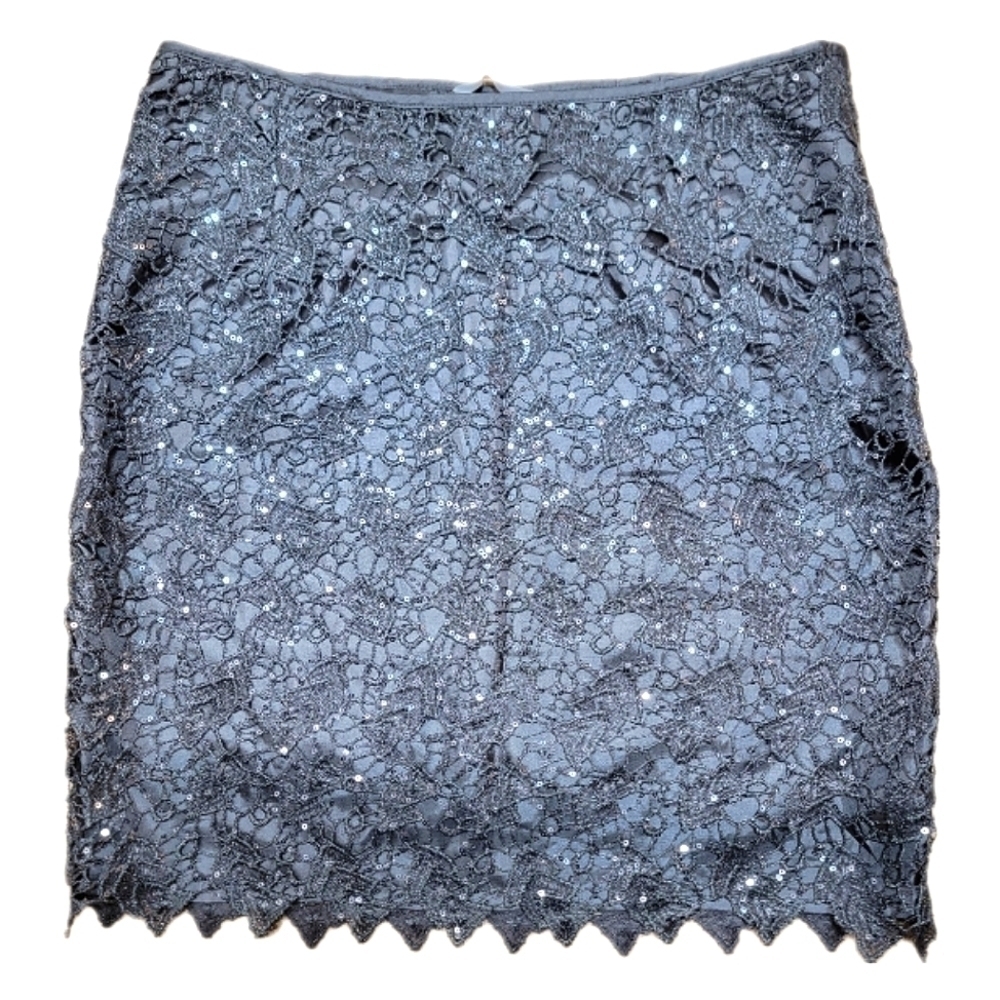 3/$15 H&M SEQUIN LACE SKIRT